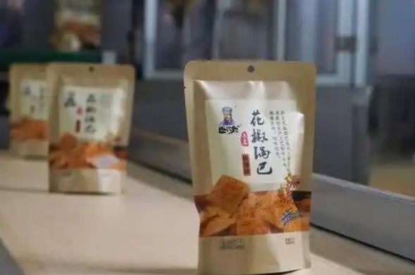 遇疫情外貿(mào)受阻闊思路網(wǎng)絡(luò)發(fā)力 “臥龍鍋巴”香飄線上線下